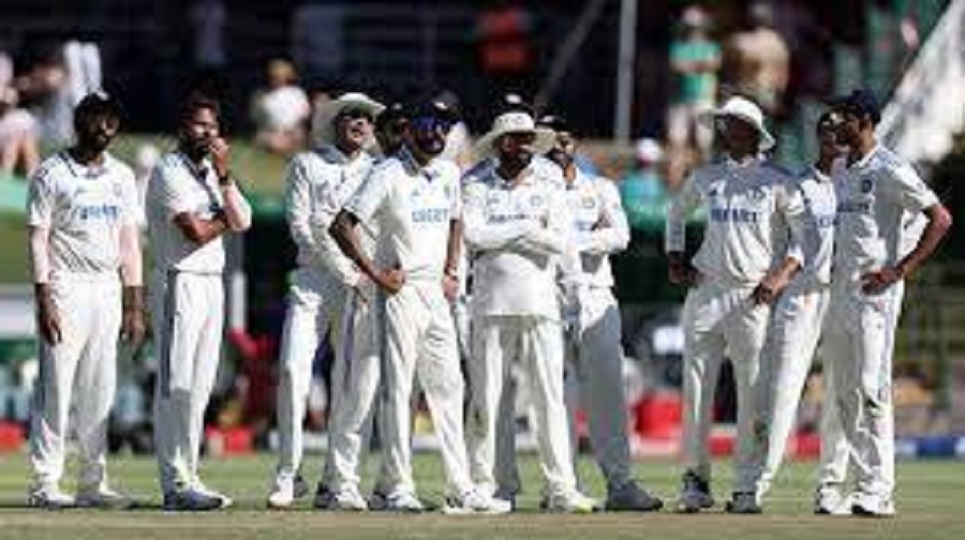 Ind vs Eng 1st test मैच मे विकेट मिलने के बाद खुशी मनाती टीम इंडिया