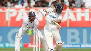 IND vs ENG 2nd Test: यशस्वी जायसवाल अपनी शानदार पारी के दौरान शॉट खेलते हुए 